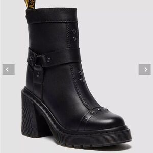NWT Dr. Marten SPENCE HARNESS Boots